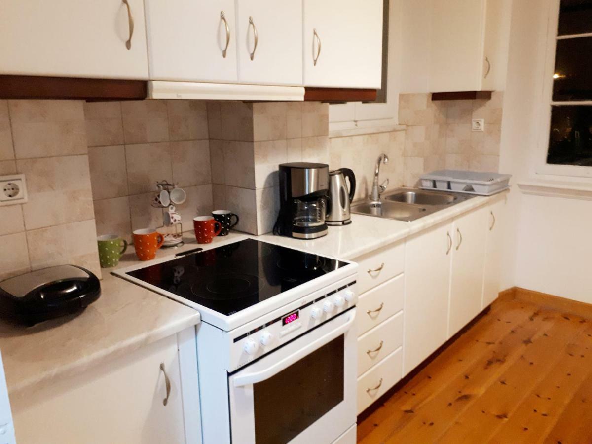 Laval Apartment Mantouki المظهر الخارجي الصورة