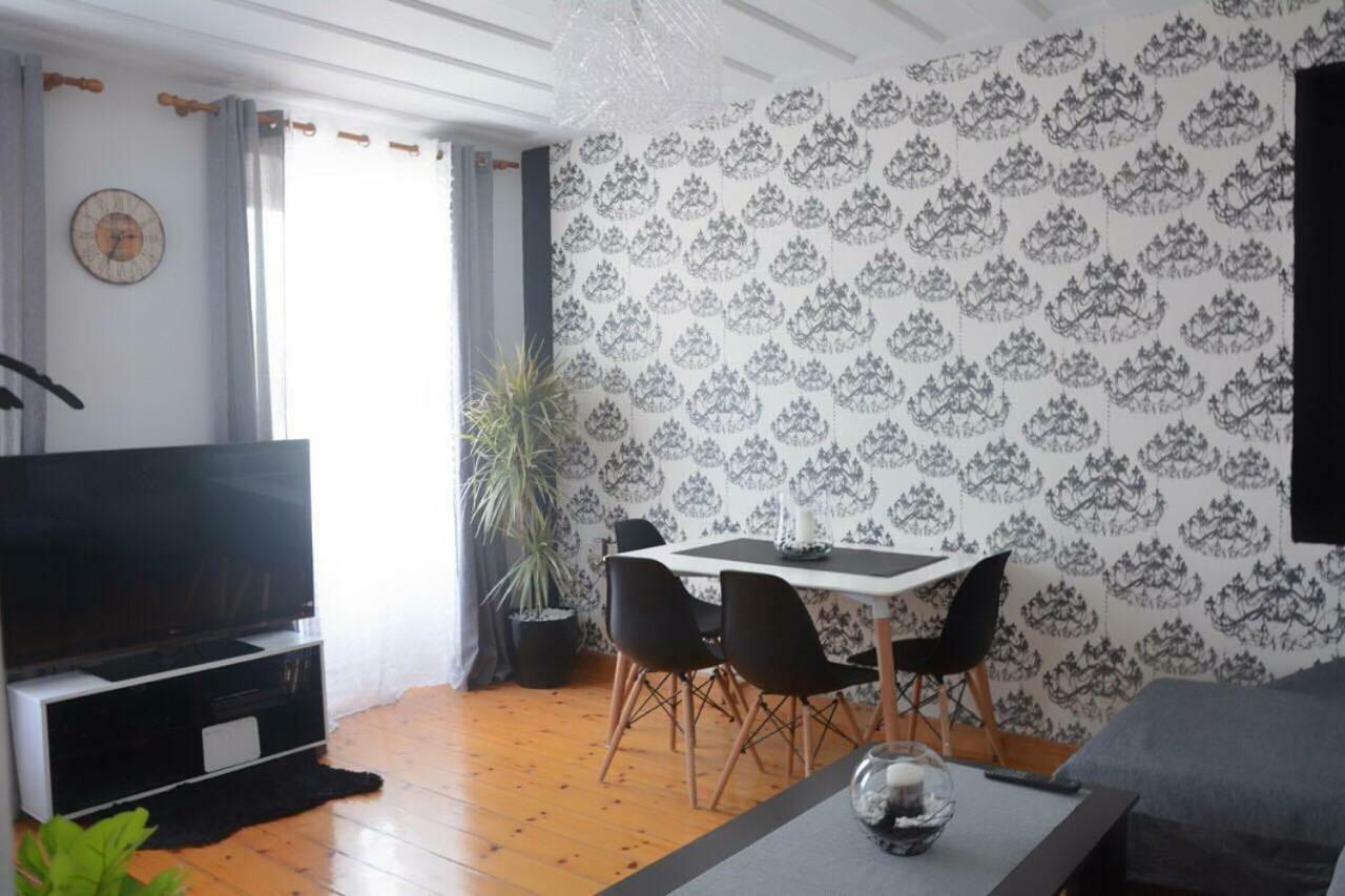 Laval Apartment Mantouki المظهر الخارجي الصورة
